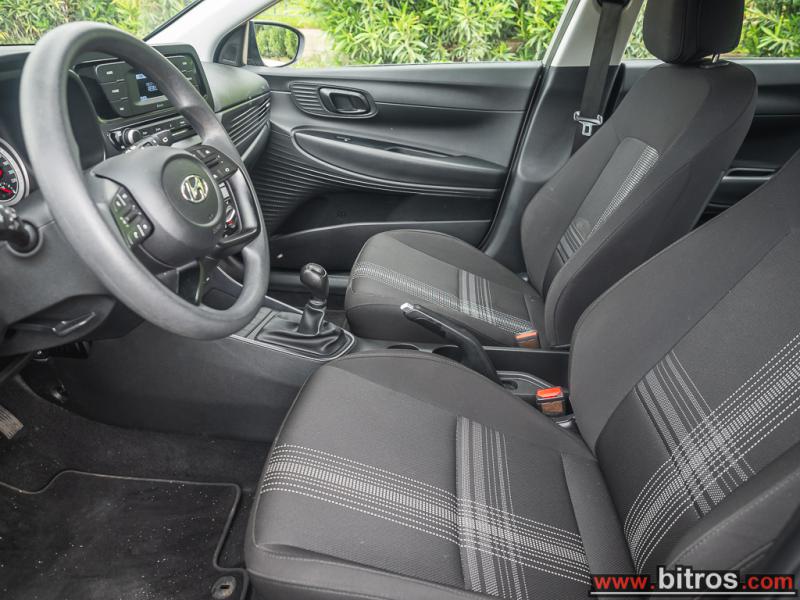 HYUNDAI i20 - 29.000KM! NEW EXCLUSIVE 1.2 84HP 2022 - 14.600 EUR